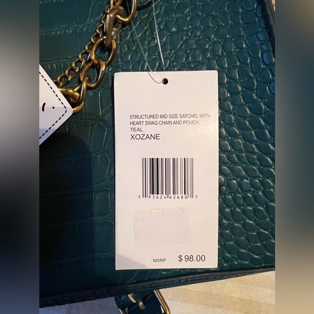 Betsey Johnson Teal Mid-Size Purse (FREE WRISTLET INCLUDED) - Picture 8 of 11